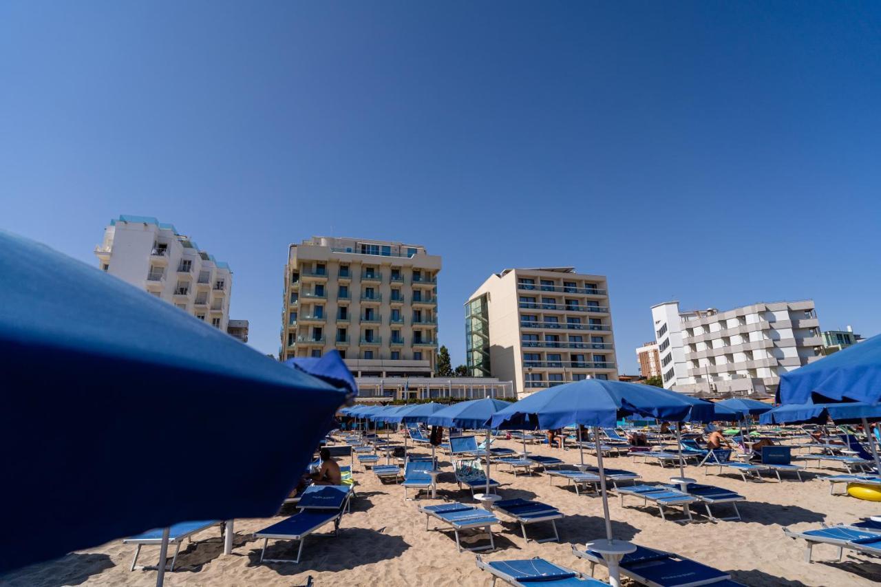 Nautilus Family Hotel 4*