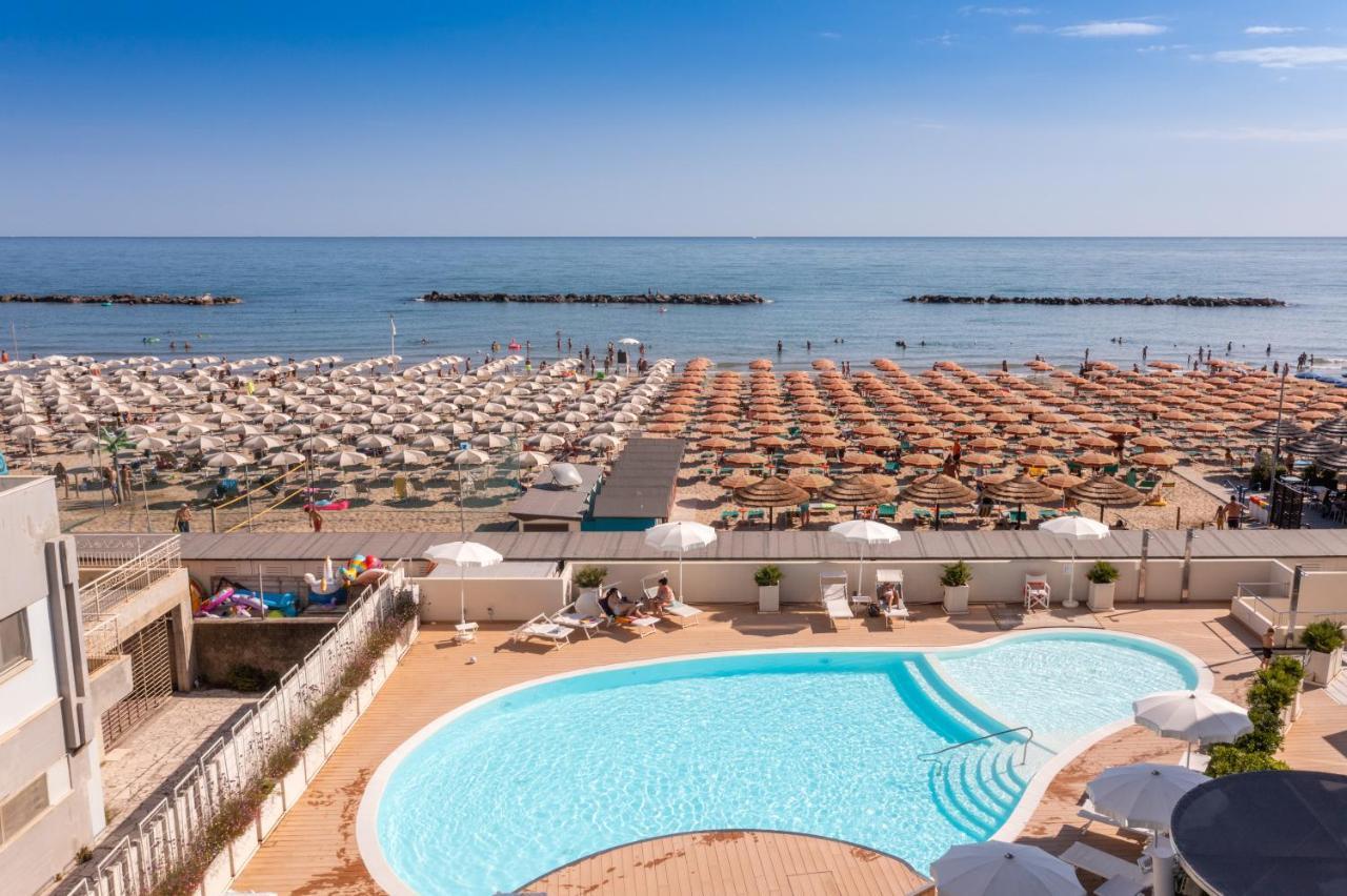 Nautilus Family Hotel 4*